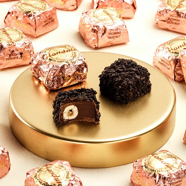 Venchi Cubotto Chocoviar Gianduja & Hazelnut in Dark Chocolate Cubes