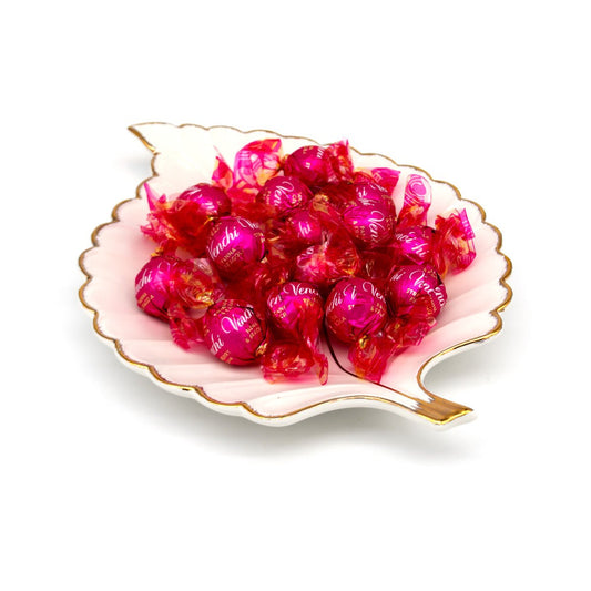 Venchi Strawberry & Cream in White Chocolate Pearls