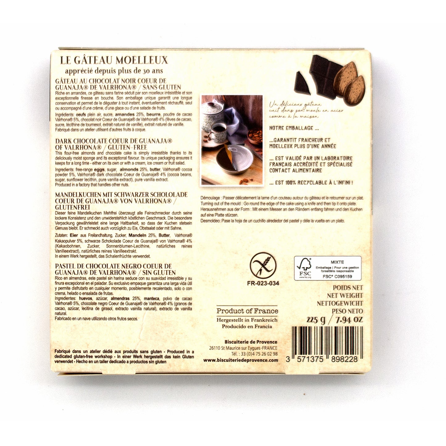 The back of a chocolate cake box packaging, featuring product information in French, a photo of a chocolate cake, and a barcode.