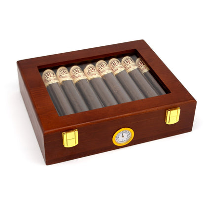 Chocosphere 18 Venchi Chocolate Cigars in a Wooden Cigar Case - 1.8kg