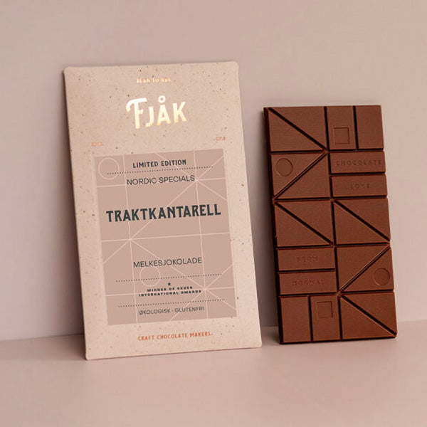 Fjak Wild Mushroom 45% Milk Chocolate Bar - 60g
