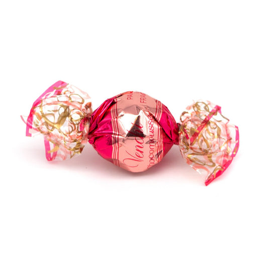 Venchi Strawberry & Cream Chocomousse in White Chocolate Pearls