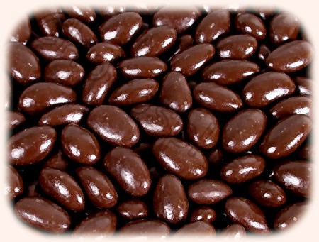 Amandes Noir Equinoxe Box 2Kg