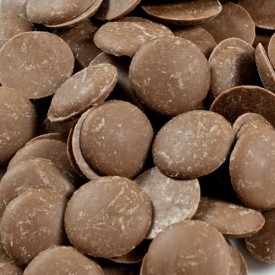 Guittard Soleil d'Or 38% Milk Chocolate Wafers Bag - 1kg 3380 C25FT 3380C25FT