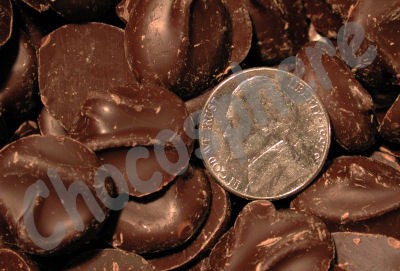 Guittard Super Cookie Chips 48% Dark Chocolate Chips Box - 50 lb 0164 C50X 0164C50X
