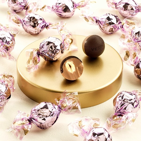 Venchi Caramel and Hazelnut Pearls Bag - 250 g