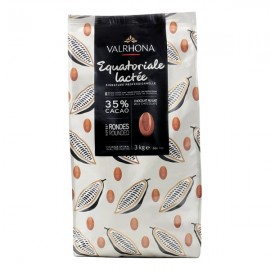 Valrhona Valrhona Équatoriale Lactée Les Feves 35% Milk Chocolate Discs - 3kg 4662