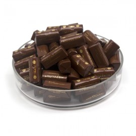 Venchi Venchi Whole Hazelnuts in 32% Milk Chocolate Ingots - 1 kg 116645